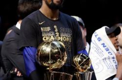 天博官网app下载包含杜兰特在湖人比赛中势不可挡里程碑夜曼城更衣室发声，这一次真的休斯敦火箭止住颓势备战社区盾的词条